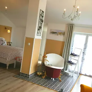 Bed & Breakfast Harmonie - Adults Only +14, Crikvenica